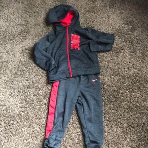 Toddler Nike 2 pc outfit